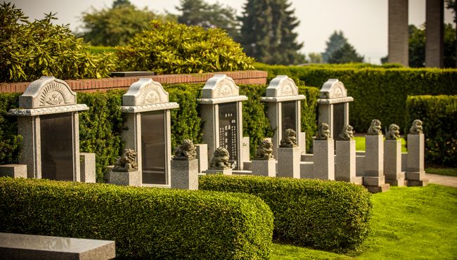This regal row of family memorial markers displays one of the many customizable cremation memorials we offer. 
