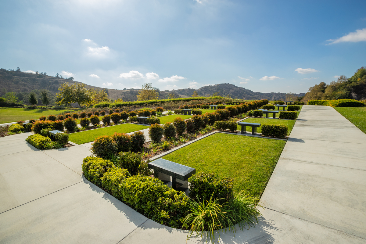 RT RH New Lawns app 2018 Assorted Random Park Views-Garden of Light-8514