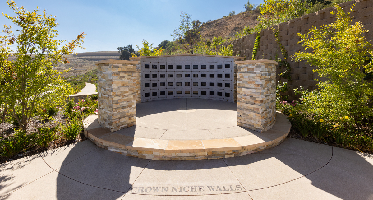 Golden Oak Imperial Gardens - Rose Hills Featured Property